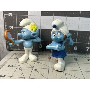 Smurfs Lot Of 2 PVC Happy Meal Toys